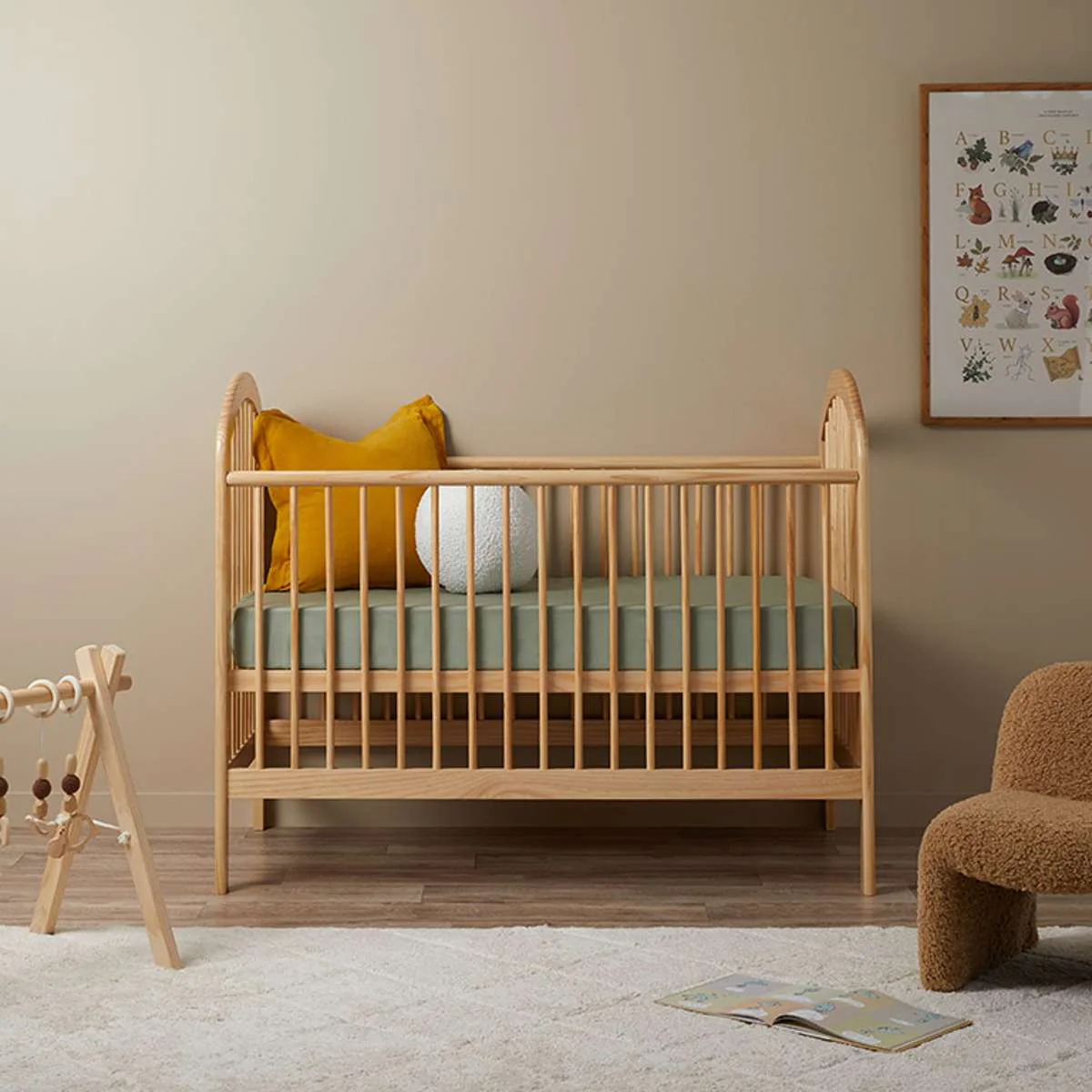 Archie Four Piece Nursery Furniture Set - Image 4