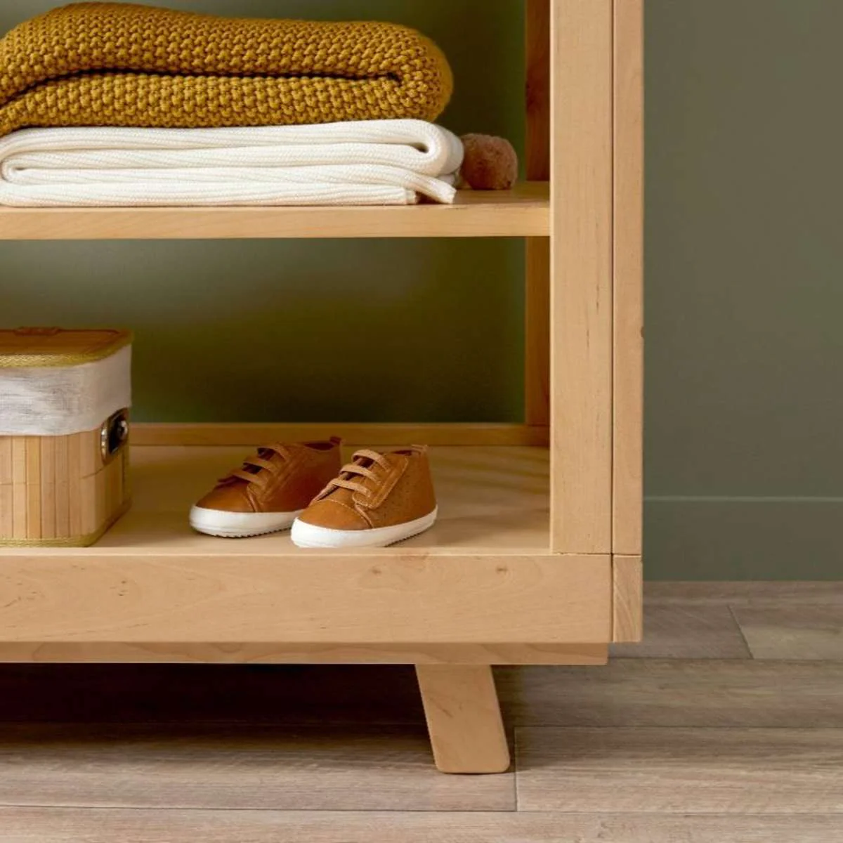 Aspen Change Table - Natural Birch - Image 5