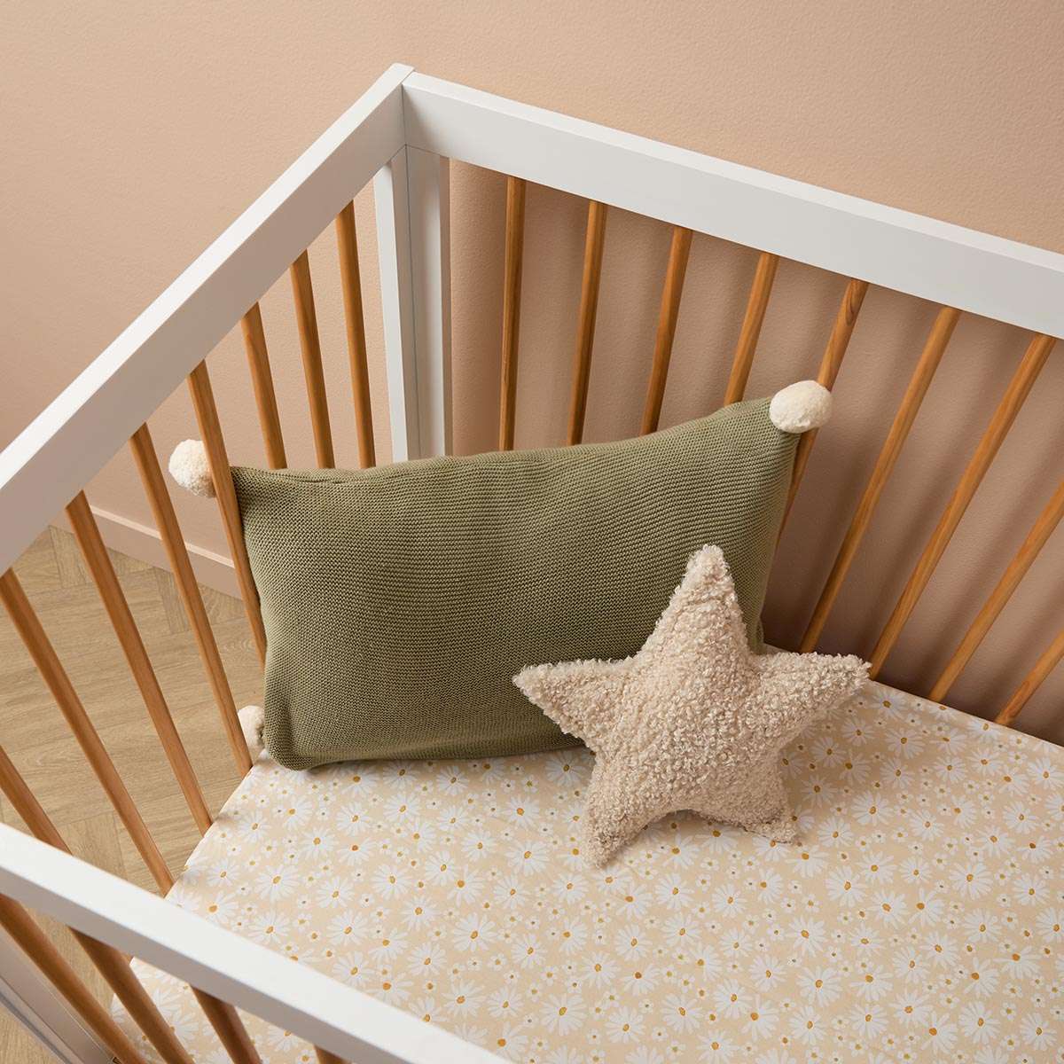 Aspen Classic Cot - White/Natural - Image 5