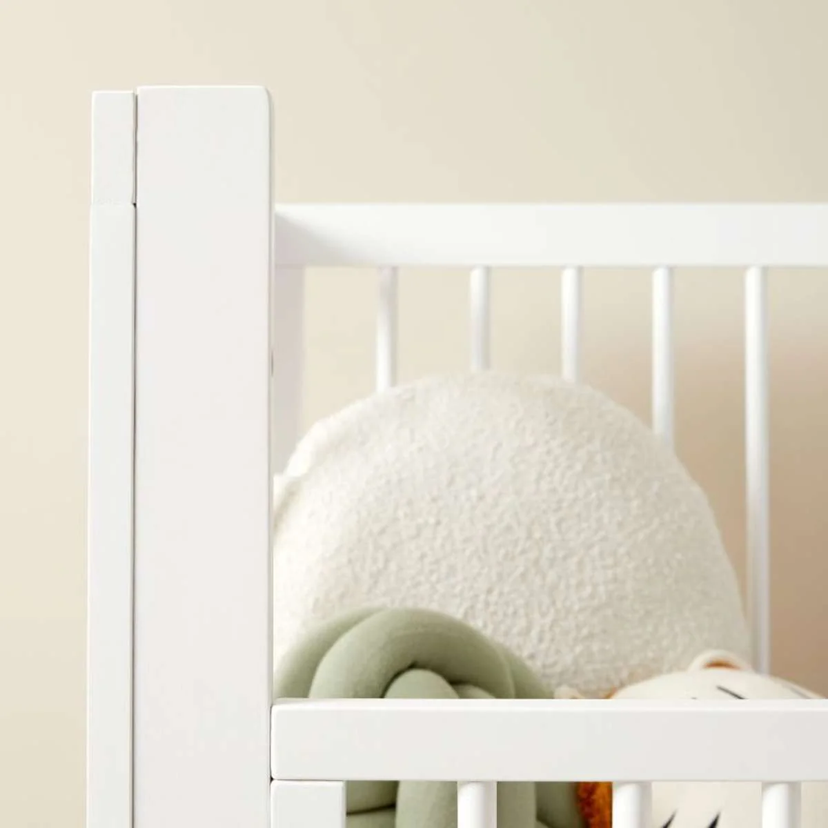 Aspen Cot Toddler Bed Half Frame - White - Image 4