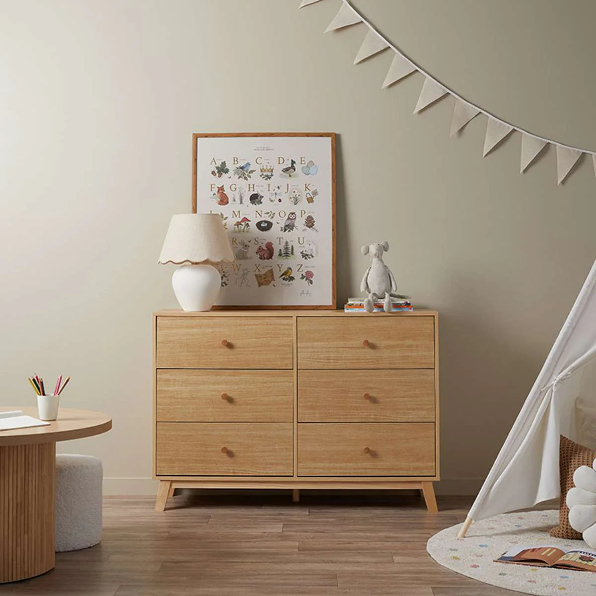 Sonata Pink King Single Four Piece Bedroom Set - Image 3