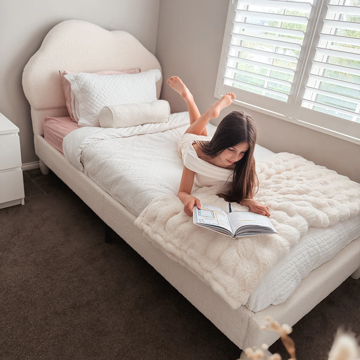 Cosy Cloud King Single Bed - Ivory - Image 3