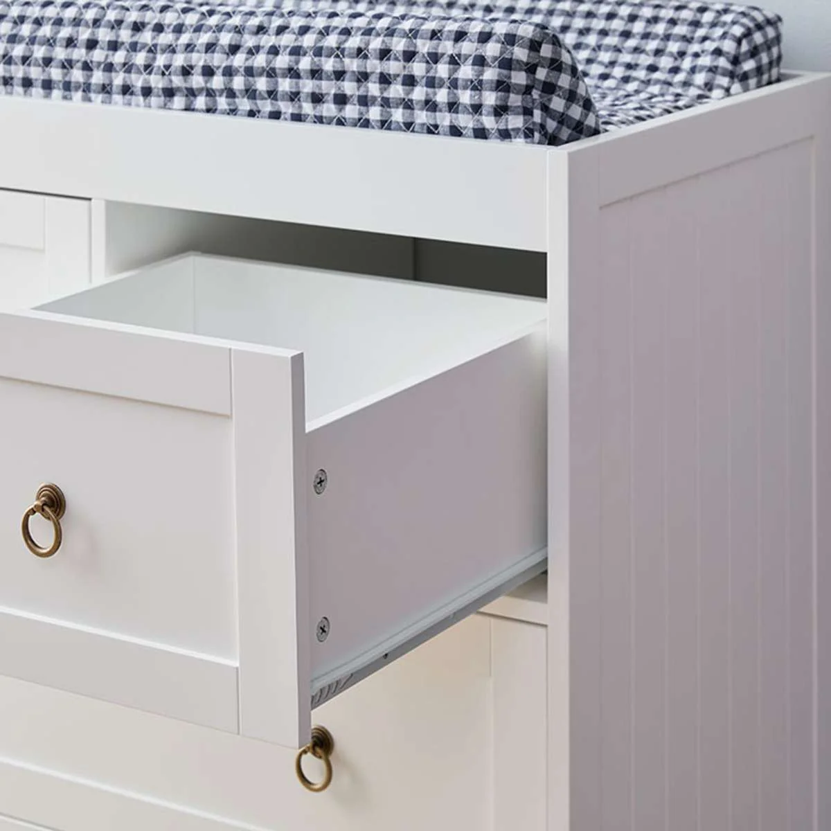 Hamptons Change Table - White - Image 12