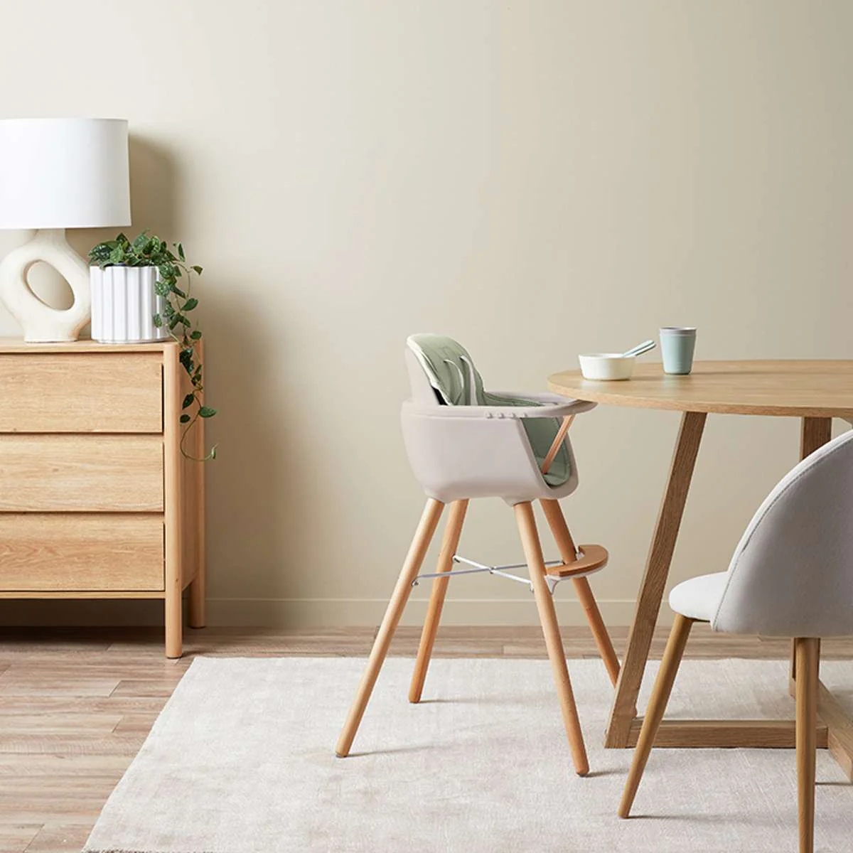 Jenson Natural Highchair - Sage Green - Image 3