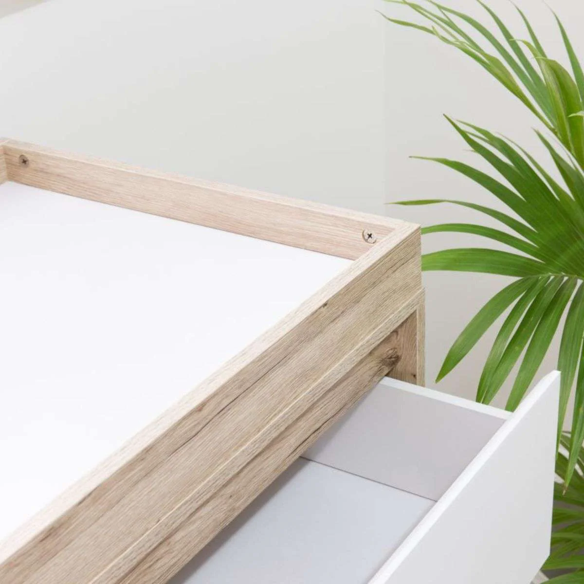 Jesse Changing Tray - Image 10
