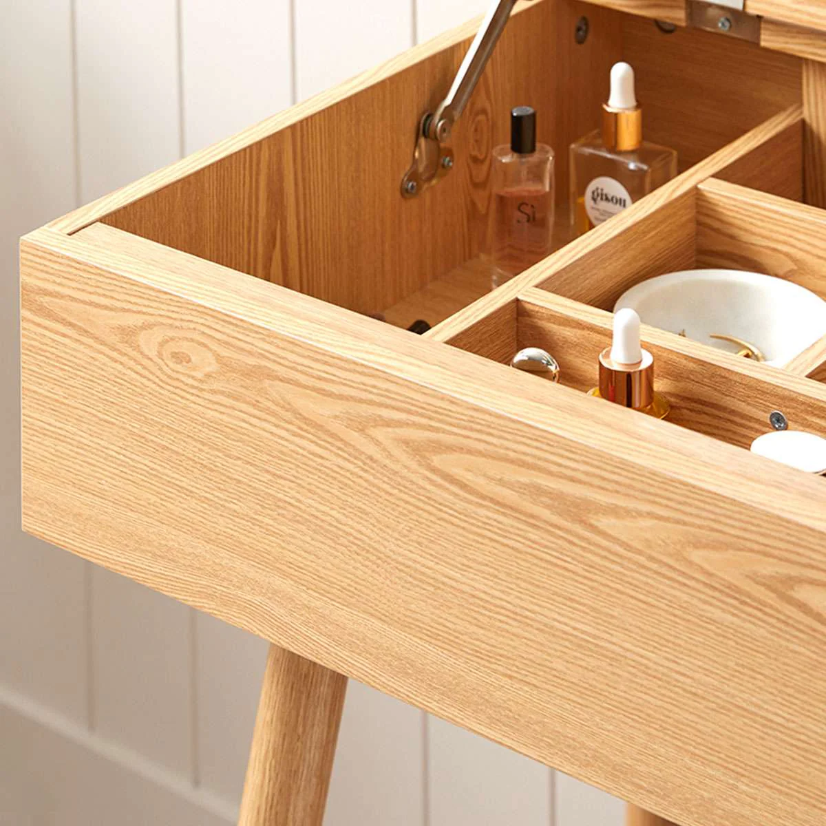 Leia Make-Up Table - Natural - Image 8