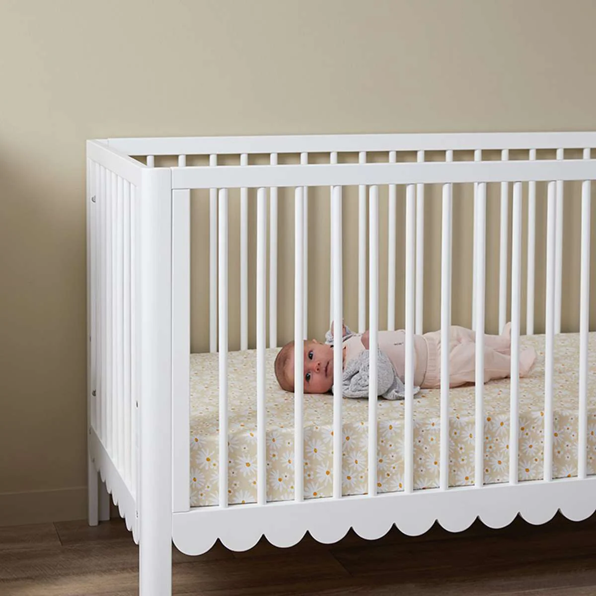 Maisie Scalloped Cot - White - Image 12