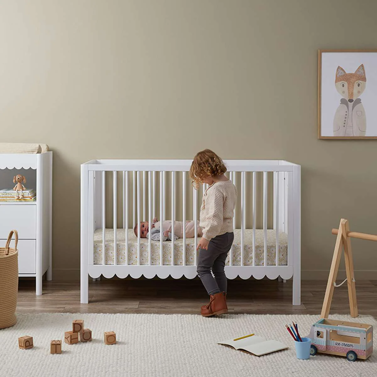 Maisie Scalloped Cot - White - Image 6