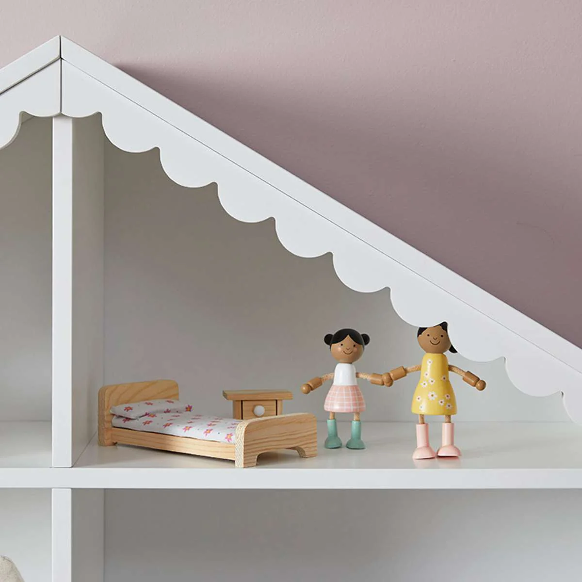 Maisie Scalloped House Bookcase - White - Image 4