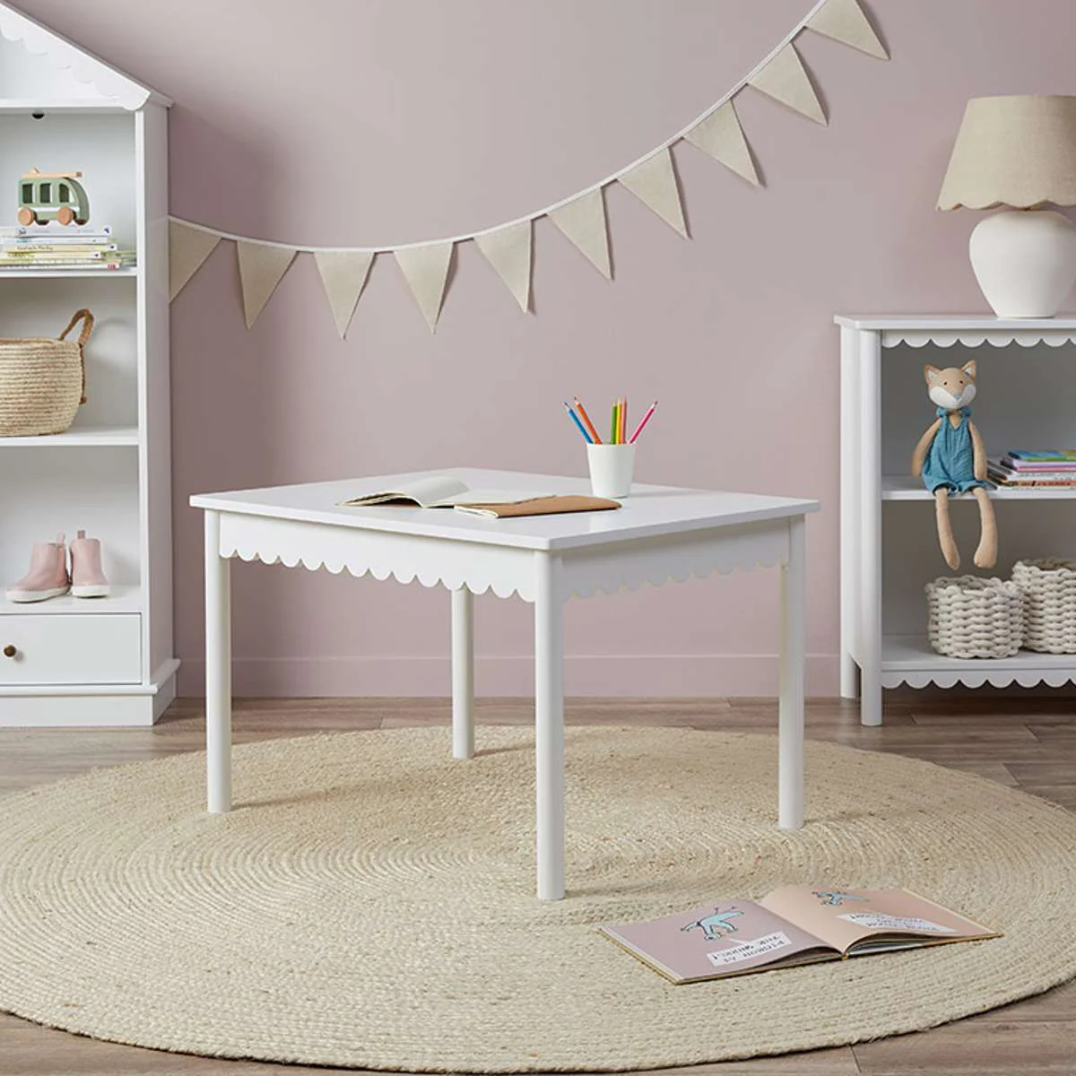 Mini Maisie Scalloped Play Table - White - Image 4
