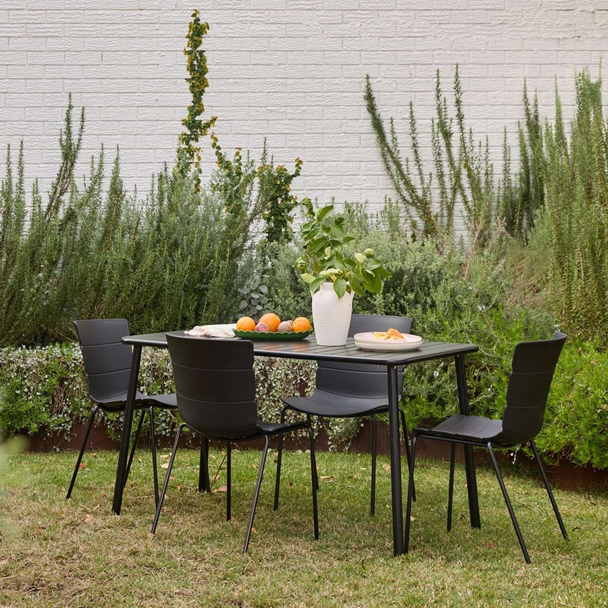 Ravello Outdoor Four Seater Dining Table - Black - Image 3
