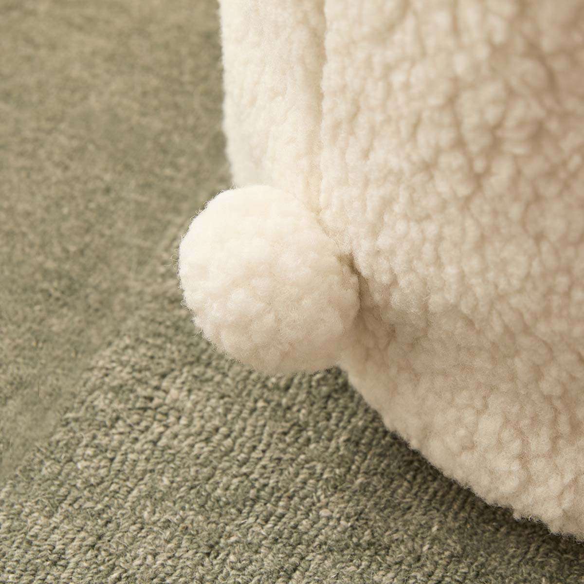 Snowdrop Rabbit Basket - Image 4