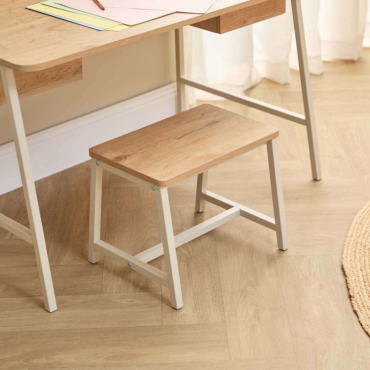 Spotty Craft Table And Stool Set - Cream - Image 4